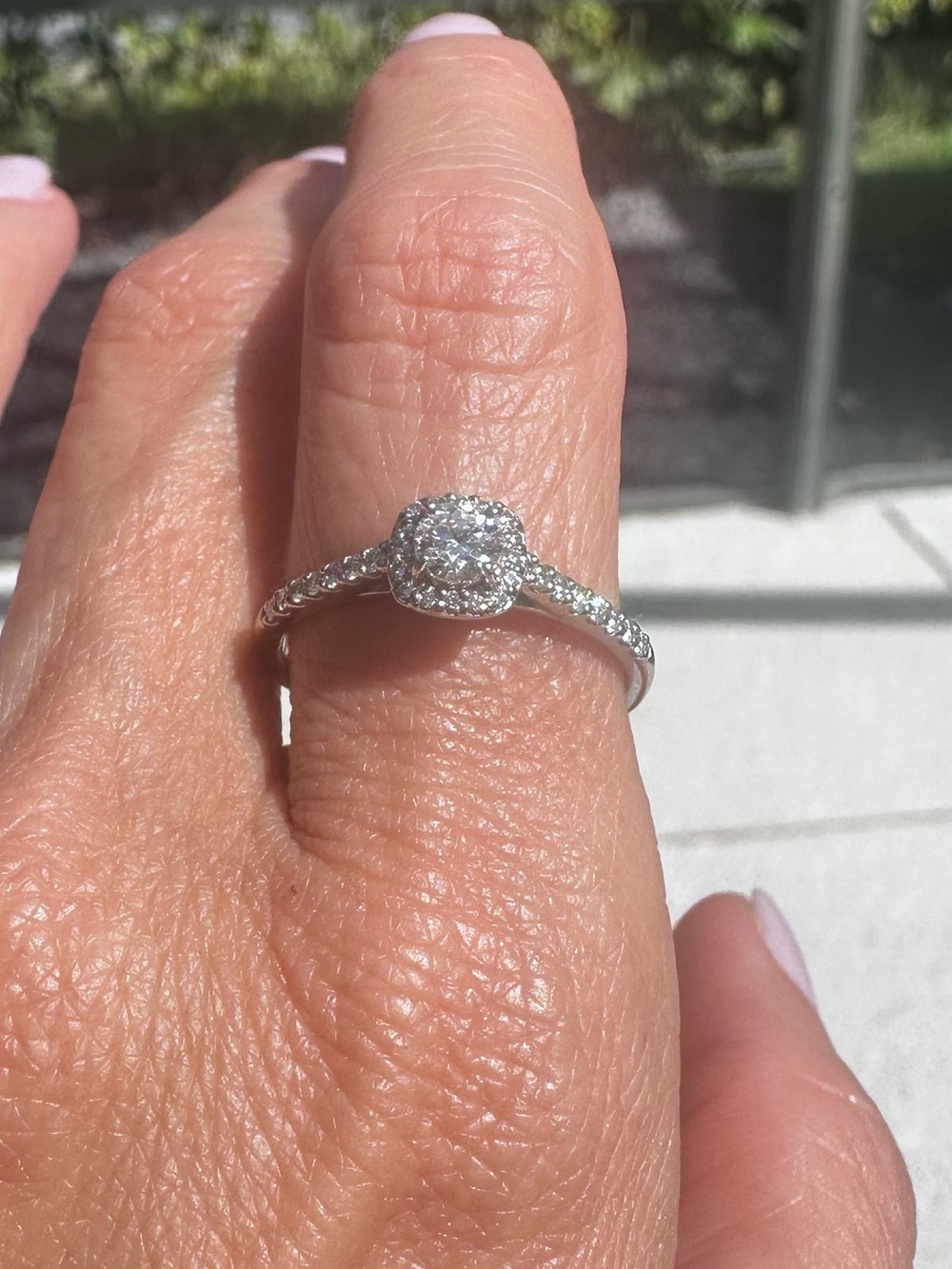 💎 Platinum Solitaire Halo Ring - Excellent Cut Diamond!!